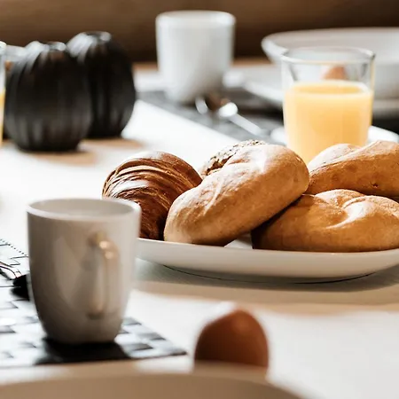 Clofers Leisure * ينغ