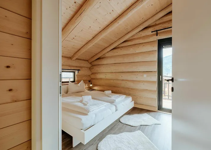 Clofers Leisure יאניג