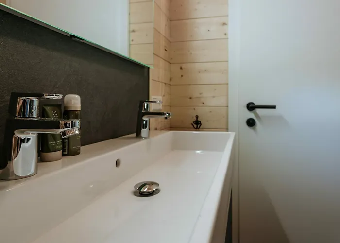 Clofers Leisure * Jenig