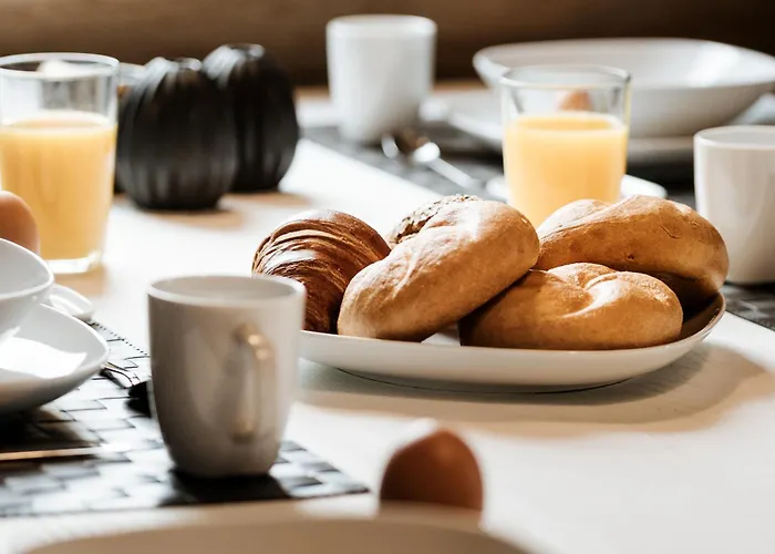 Clofers Leisure * יאניג